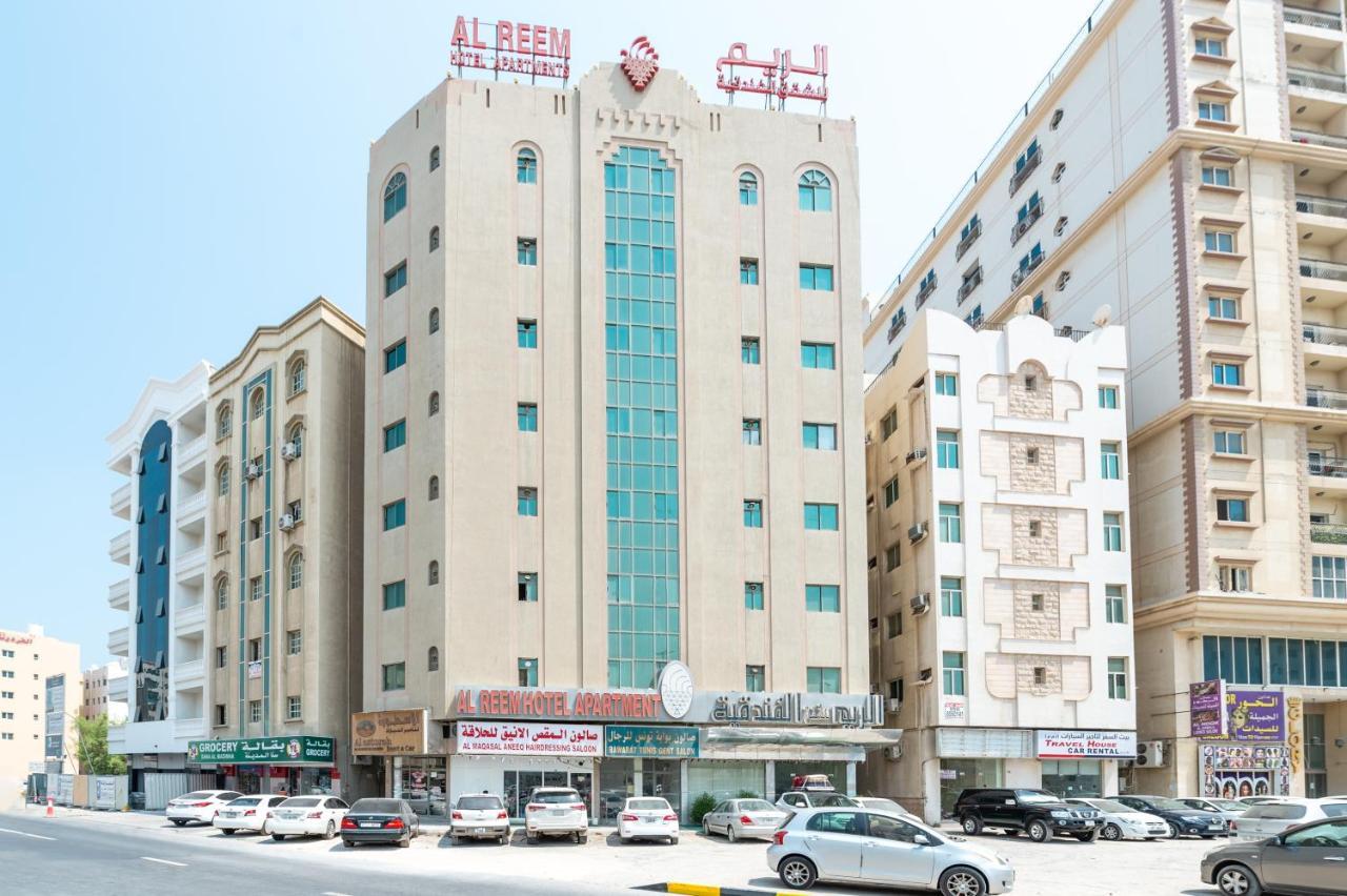 Al Reem Hotel Apartments Sharjah Exterior photo